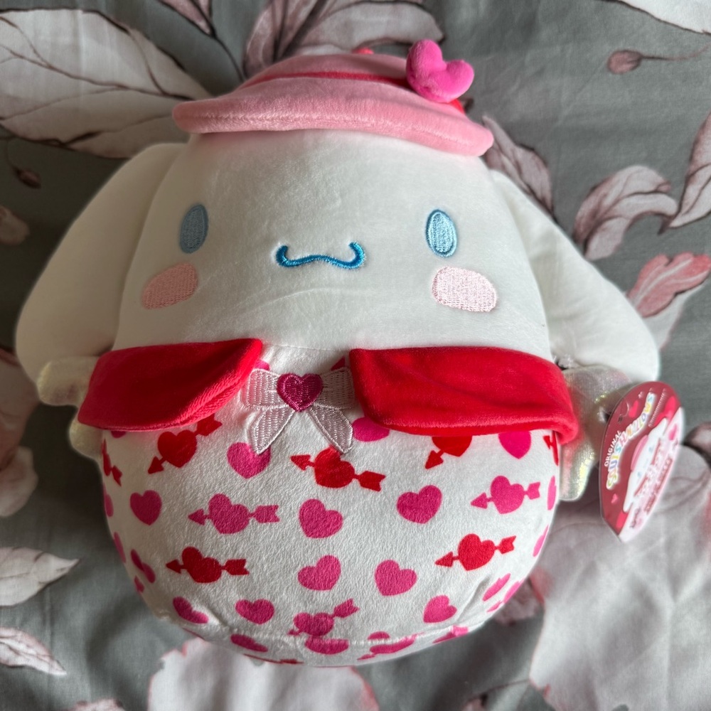Squishmallows Cinnamaroll NWTS!